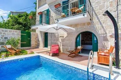 Image de Maison de vacances Brela pour 1 - 4 personnes avec 2 chambres à coucher - Maison de vacances