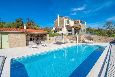 Image de Maison de vacances Motovun pour 1 - 10 personnes avec 4 chambres à coucher - Maison de vacances