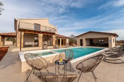 Image de Maison de vacances pour 6 personnes env. 200 qmà Loborika, Istrie (Côte sud de l'Istrie)