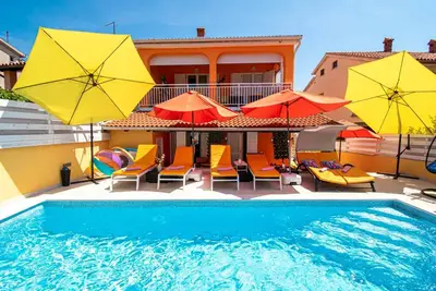 Image de Maison de vacances pour 10 personnes env. 210 qmà Banjole, Istrie (Istrische Riviera)