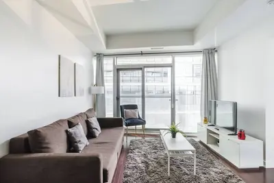 Image de Waterfront 1 Bdr, 2bed, Cn Tower, Parking 4 guests
