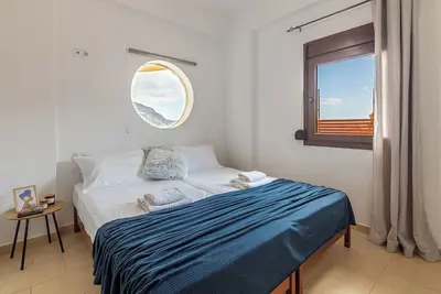 Image de Sea View Villa Emmanuela, By IdealStay Experience