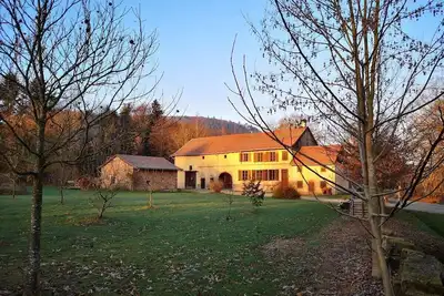Image de La Houssière Maison à La Campagne. Idéal familles et amis. Animaux acceptés.