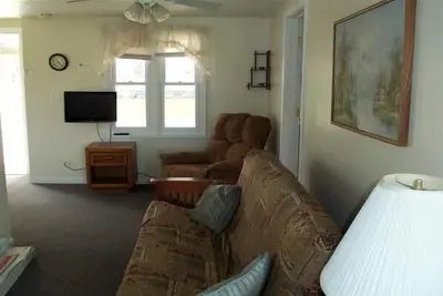 Image de 1 Bedroom house #130 your cozy home away from home.