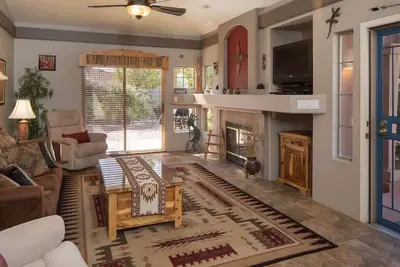 Image de Desert Southwest Sanctuary in the Heart of Sedona