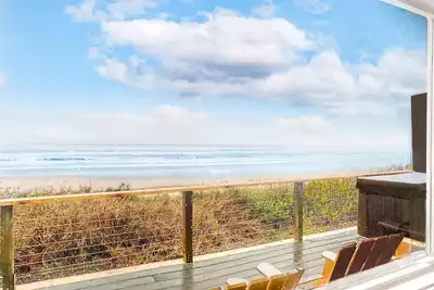 Image de Cape Cod Cottages #10 - Beachfront with hot tub!