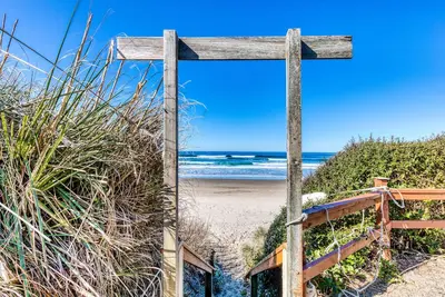 Image de Cape Cod Cottages #7 - Oceanfront with Fireplace!