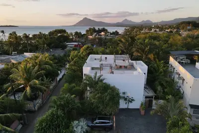 Image de LouKaz F - Chill rooftop seaview