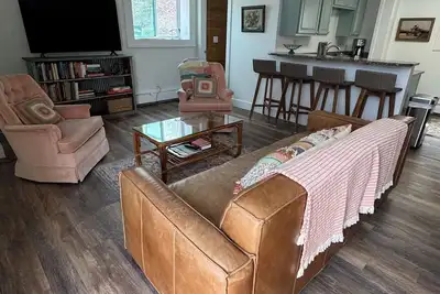 Image de Quiet Charlevoix Cottage Walk to Town and Lake Michigan Beaches