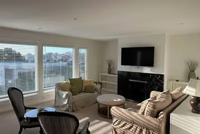 Image de Laurel Heights Upper Flat