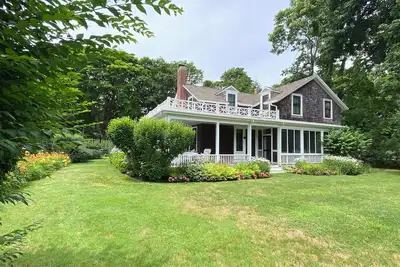 Image de Charming 5-bedroom house in West Falmouth.