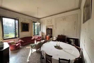 Image de Spacious 9-Ac-bedroom villa_500mq near Venice