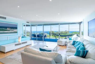 Image de Rennies Beach Waterfront Family Escape