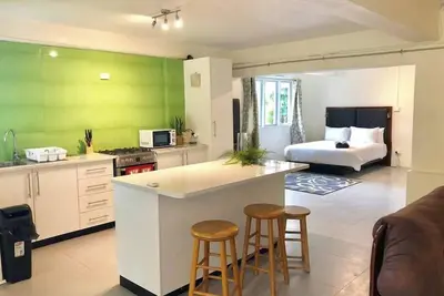 Image de *2 Bedroom Apartment with Pool - Williamson House