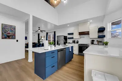 Image de Spacious Cozy 6bd, Mins to Dt\/Stadium\/Park\/Museums