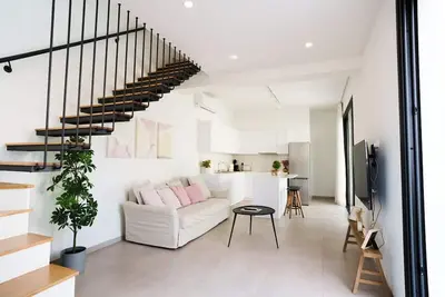 Image de WealthyStays 2br Retreat | 5Min Walk to Beach