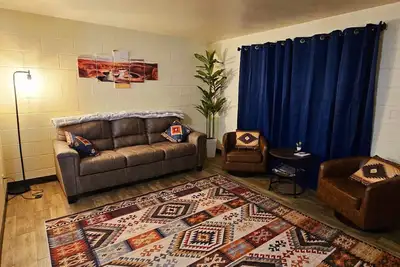 Image de 1Bd, King, Brkfst, Large TVs, W/D, Sleeps 4, Bbq