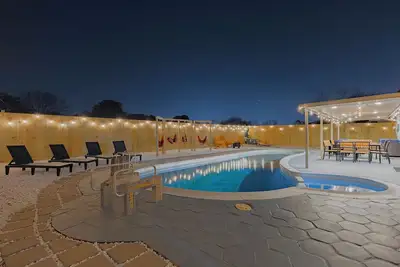 Image de Vista verde villas 4BRs  pool/gameroom/gym/southwest/houston