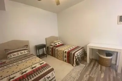 Image de Charming Room 7 in the St. Maries Inn