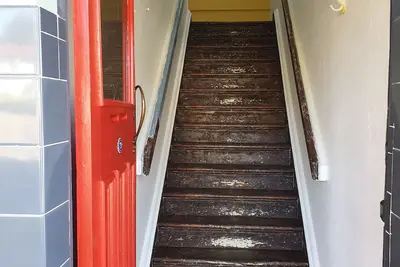 Image de Upstairs apartment with mountain views