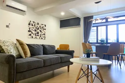Image de Spacious 3-bedroom apartment with Ac and WiFi in vibrant Kuala Lumpur