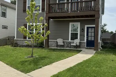 Image de Cozy & Comfortable 3 Bedroom House Fantastic Location in Nwa