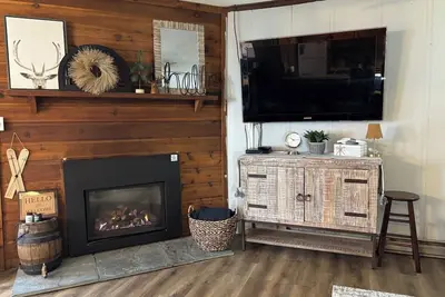 Image de Mountain Escape w/Amazing View, Short Walk to Slopes and Village