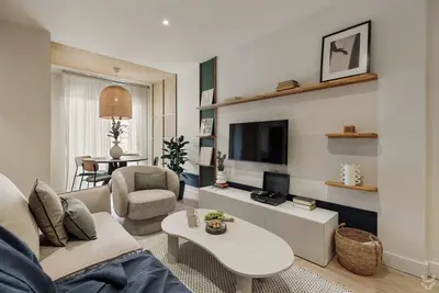 Image de Sariyer - 2 bedrooms and balcony in El Putxet