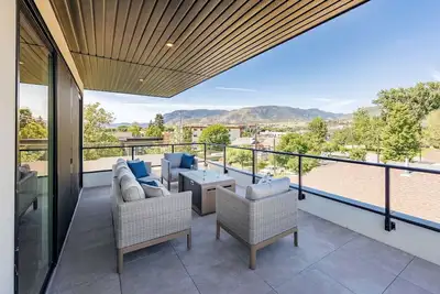 Image de Luxurious 4br Beach Retreat w/ Backyard & Balcony