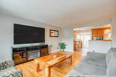 Image de 12 Mi to Dtwn Denver: Home w/ Fenced Backyard!