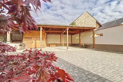Image de Grande maison, jardin et parking, entre Vosges et Vignoble