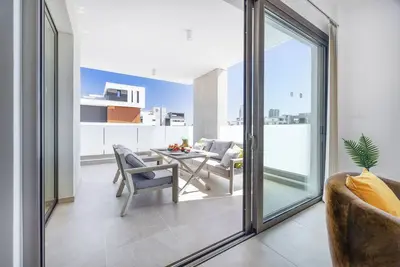 Image de 301 Mulberry Tree - Contemporain avec grande terrasse