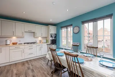 Image de Demeter House -  a holiday cottage that sleeps 7 guests  in 4 bedrooms