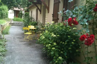 Image de Maison proche de Sarlat avec piscine à partager
