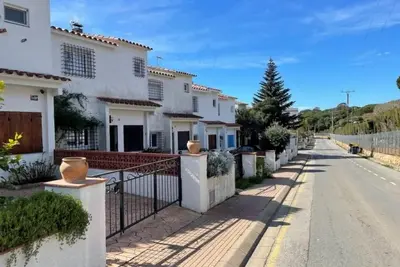 Image de House 5 minutes walk from the beach of la Fosca - Palamós