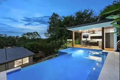 Image de Sanctuary for your Soul Rest in the Leafy Kenmore