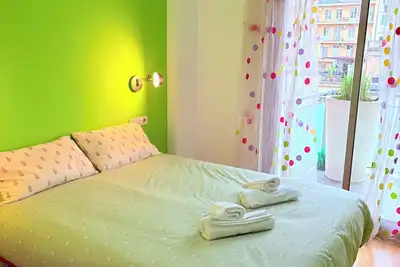 Image de Flat for 5 w/ breakfast included - 3 min walking from Sagrada Familia Church