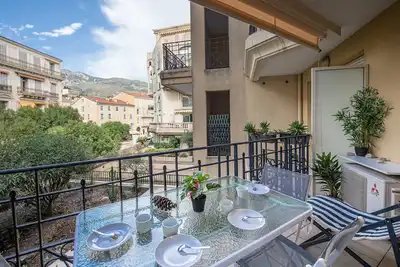 Image de 49-\"Le beach\", Plein centre, climatisé, refait à n