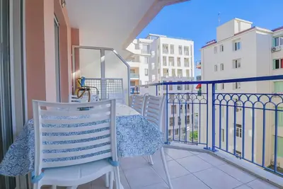 Image de 70-2 pièces plein Centre, Terrasse, Parking