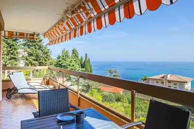 Image de 26-\"La Cuse\" Vue Mer, Calme Parking