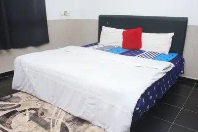 Cool bed & breakfast with Ac in Ashiaman Kubekro No 7