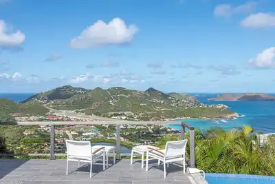 Image de Ellede- High in the hills with a spectacular view of St. Barts sexiest beach, St