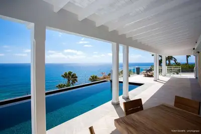 Image de Cacao- Light and breezy villa, pool, tropical scenery, overlooks ocean