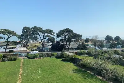 Image de Dog Friendly Apartment with Sea Views