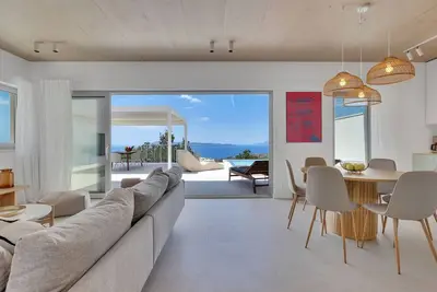 Villa Ester - Stunning View!