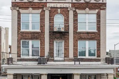 Image de The Grand Apartment: A Historical Paducah Gem
