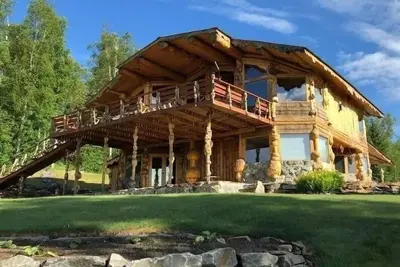 Image de New! Rustic Retreat with Stunning Mountain Views