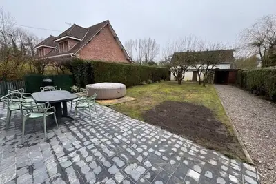 Image de Grande maison avec terrasse et jardin à Cucq