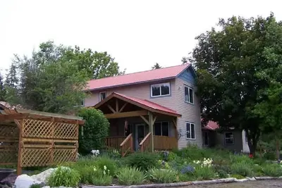 Image de Kelso Lake Farm House – Close to Silverwood!