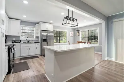 Image de Cozy Home in Lilburn - Unit B